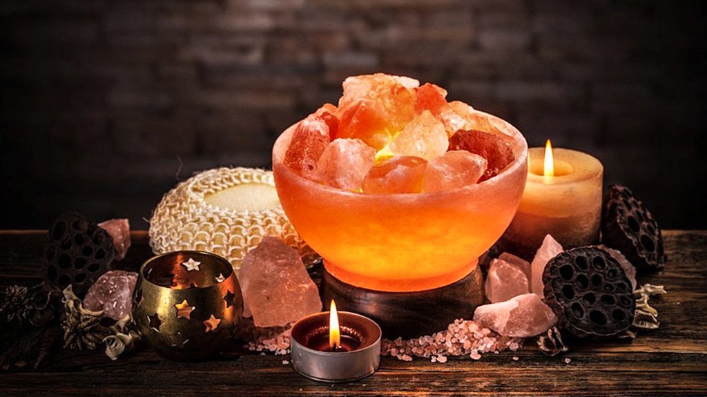 Himalayan Salt in Home Décor: Bringing the Glow of Nature Indoors
